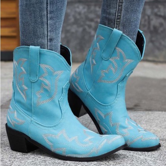 Blue and White Western Embroidered Cowboy Boots - Women - Size 42 - Picture 1 of 12